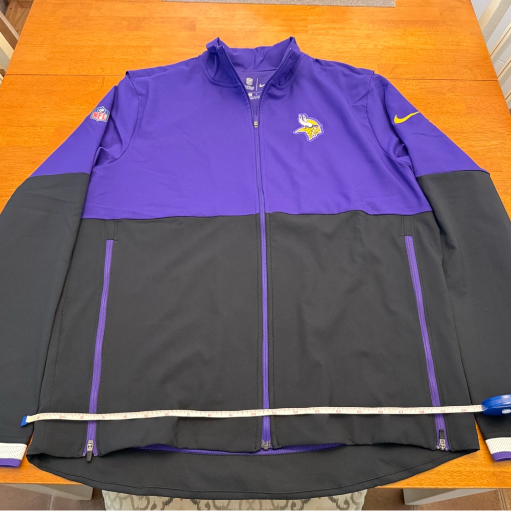 NFL Minnesota Vikings On-Field Apparel - Mens Size Medium